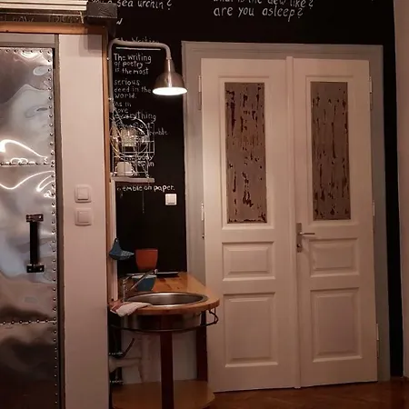 Coola Lägenhet Ljubljana